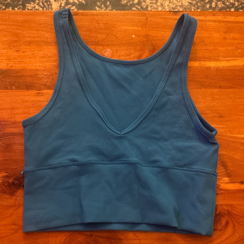 Lululemon power pivot tank